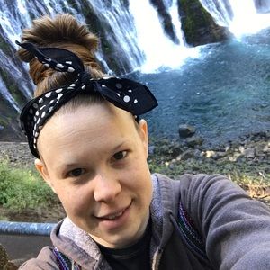 Meet your Posher, Brittney